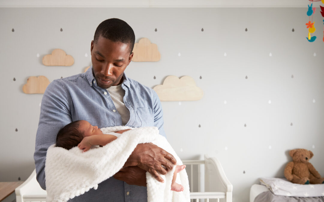 Government drafts new regulations on paternity leave.